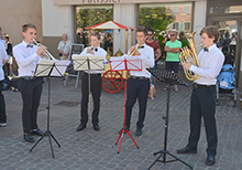 Aubade  Place d’Embrun